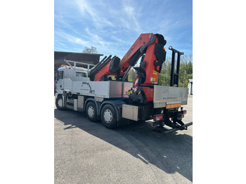 Kamion sa dizalicom MAN TGS 33.440