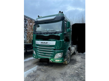 Tegljač DAF XF 530