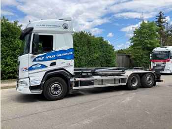 Kamion sa hidrauličnom kukom DAF XF 480