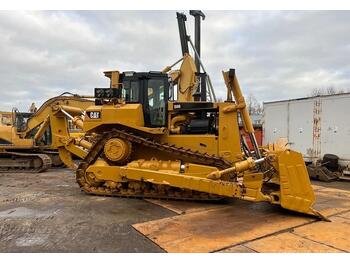 Buldožer Caterpillar D8R: slika 1