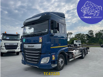 Kamion za prevoz kontejnera/ Kamion sa promenjivim sandukom DAF XF