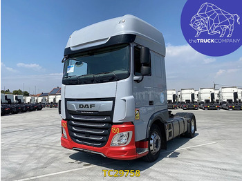 Tegljač DAF XF