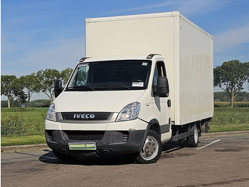 Dostavno vozilo sa zatvorenim sandukom IVECO Daily 35c13