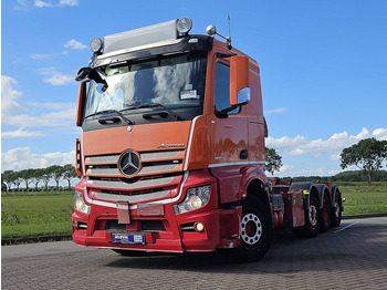 Kamion sa hidrauličnom kukom MERCEDES-BENZ Actros