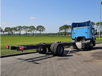 Kamion sa golom šasijom i zatvorenom kabinom Scania P250 310TKM AIRCO WB560: slika 3