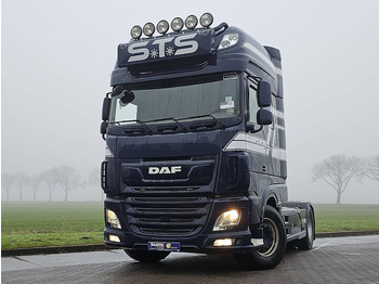 Tegljač DAF XF 530