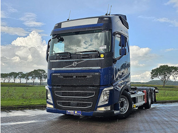 Kamion za prevoz kontejnera/ Kamion sa promenjivim sandukom VOLVO FH 540