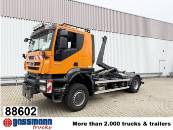 Kamion sa hidrauličnom kukom IVECO Trakker