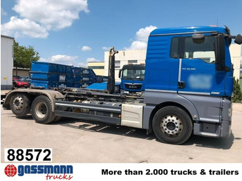 Kamion sa hidrauličnom kukom MAN TGX 26.580