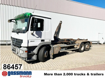Kamion sa hidrauličnom kukom MERCEDES-BENZ Actros 2541