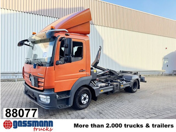 Kamion sa hidrauličnom kukom MERCEDES-BENZ Atego 824