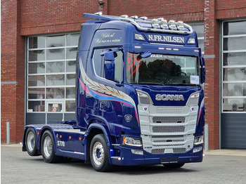 Tegljač SCANIA S 770