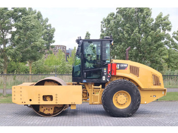 Valjak CATERPILLAR CS78B