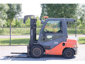 Dizel viljuškar TOYOTA