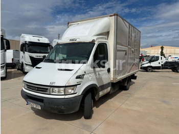 Dostavno vozilo sa zatvorenim sandukom IVECO Daily 35c14