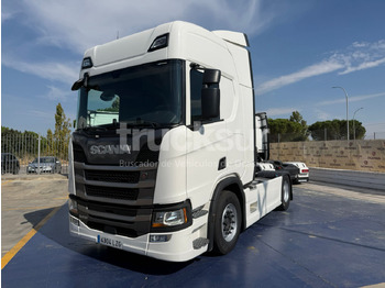 Tegljač SCANIA R 450