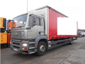 Kamion sa ceradom MAN TGA 18.320