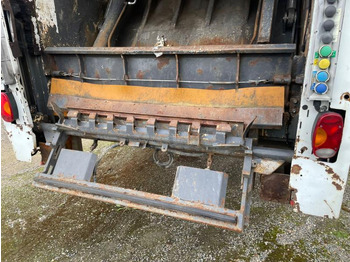 Kamion za smeće Renault Midlum 280.18 DXI: slika 4