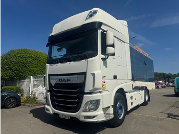 Tegljač DAF XF 105 510