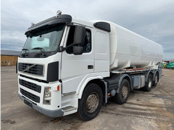 Kamion cisterna VOLVO FM 440