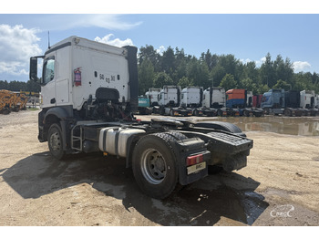 Tegljač Mercedes-Benz Arocs: slika 4