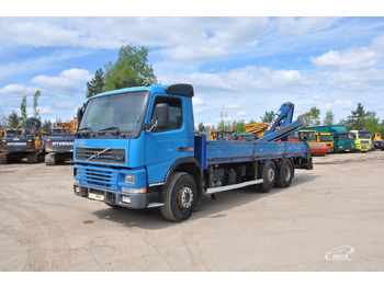 Kamion sa tovarnim sandukom VOLVO FM7