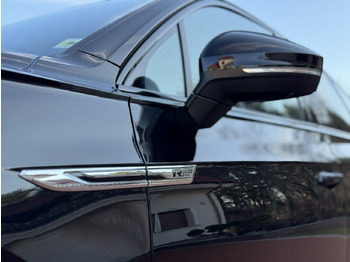 SUVSUV Volkswagen Touareg: slika 5