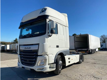 Tegljač DAF XF 460