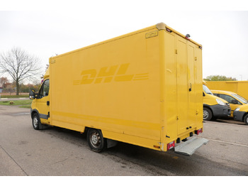 Dostavno vozilo sa zatvorenim sandukom IVECO Daily 35 S11 C30C AUTOMATIK KAMERA MAXI Regale D: slika 4