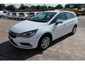 Automobil OPEL