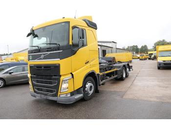 Kamion za prevoz kontejnera/ Kamion sa promenjivim sandukom VOLVO FH