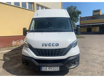 Furgon Iveco DAILY: slika 2