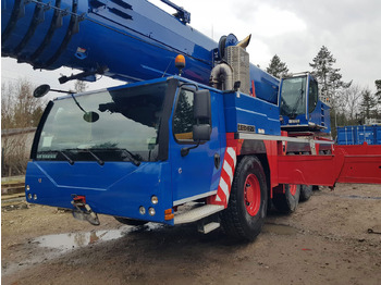 Pokretni kran LIEBHERR