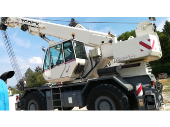 Pokretni kran TEREX