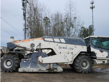 Stabilizator zemljišta WIRTGEN
