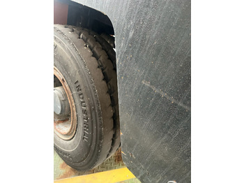 Aerodromski traktor ATA 8500 4X4: slika 4