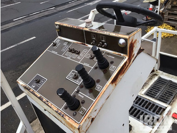 FMC loader Commander 15 Universal Main Deck FMC loader Commander 15 Universal Main Deck: slika 2