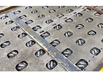 Utovarivač kontejnera/ Paleta Lower Deck Loader FMC Commander 15 Wide: slika 5 Utovarivač kontejnera/ Paleta Lower Deck Loader FMC Commander 15 Wide: slika 5