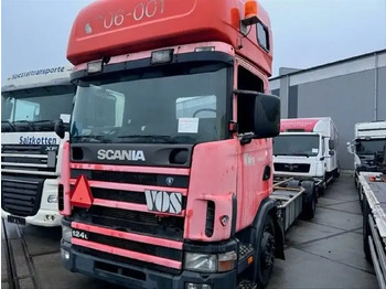 Kamion sa golom šasijom i zatvorenom kabinom SCANIA R124