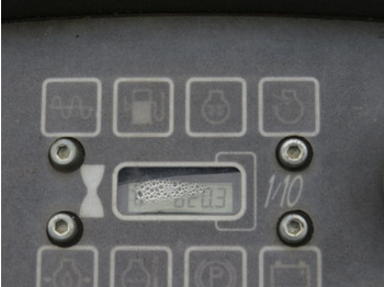 CATERPILLAR Tandem-Vibrationswalze CB14 B Baumaschine CATERPILLAR Tandem-Vibrationswalze CB14 B Baumaschine: slika 4