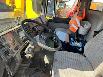 Kamion sa hidrauličnom kukom, Kamion sa dizalicom MAN F2000 27.342 6x4 Abrollkipper mit Kran: slika 5