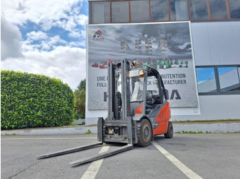 Gasni viljuškar FENWICK