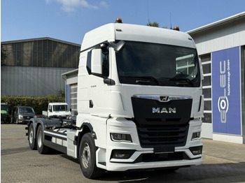 Kamion sa hidrauličnom kukom MAN TGX