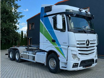Kamion sa hidrauličnom kukom MERCEDES-BENZ Actros 2658