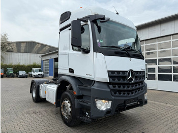Tegljač MERCEDES-BENZ Actros 1843