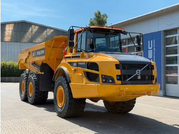 Zglobni kiper VOLVO A25G