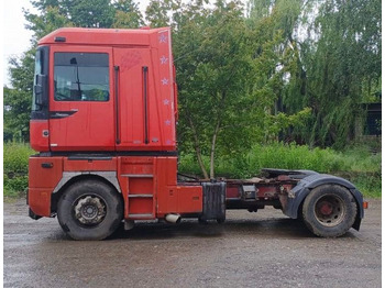 Tegljač RENAULT Magnum 470: slika 3