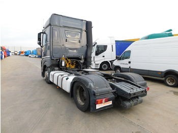 Tegljač Mercedes Actros 1842: slika 4