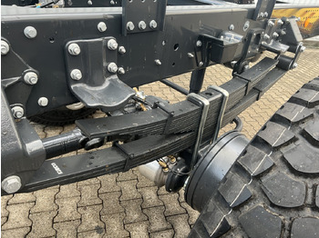 Kamion sa golom šasijom i zatvorenom kabinom novi Iveco EuroCargo ML150E24 WS 4x4 EuroCargo ML150E24 WS 4x4, Euro3, mehrfach Vorhanden!: slika 4 Kamion sa golom šasijom i zatvorenom kabinom novi Iveco EuroCargo ML150E24 WS 4x4 EuroCargo ML150E24 WS 4x4, Euro3, mehrfach Vorhanden!: slika 4