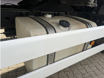 Kamion MAN TGA 18.350 4x2 LL TGA 18.350 4x2 LL, Fahrschulausstattung: slika 2